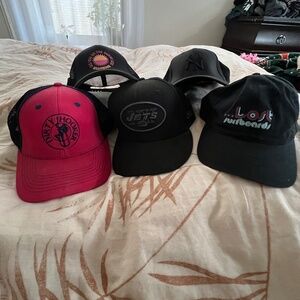 Lot of 5 hats , different brands
